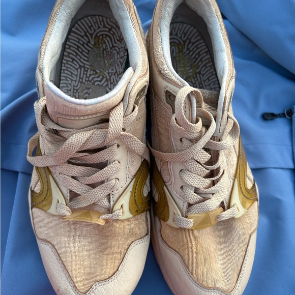 Puma trinomic sneakers Women's Sneakers in Cream and Gold size 9 - Picture 3 of 6